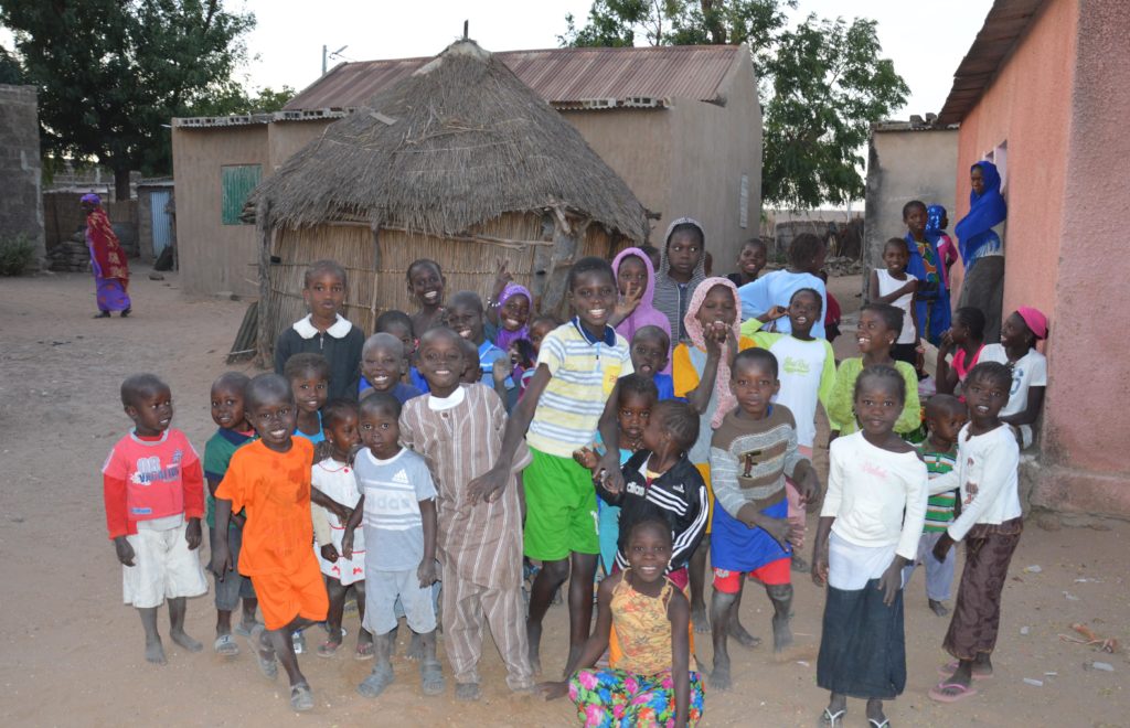 colibrì-bambini-sindia-senegal